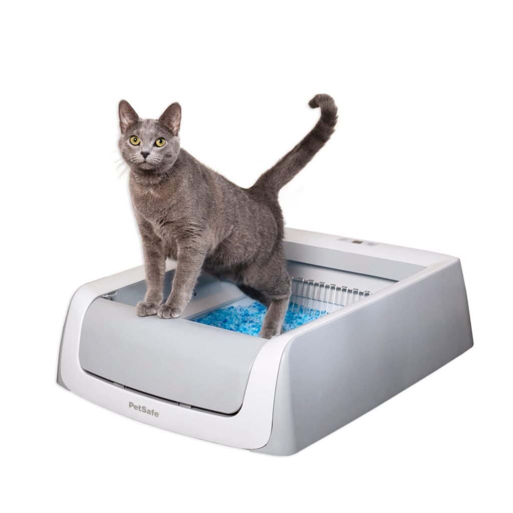 PetSafe ScoopFree Crystal Pro Self-Cleaning Cat Litterbox – Never Scoop Litter Again – Hands-Free Cleanup with Disposable Crystal Tray – Less Tracking, Better Odor Control – Includes Disposable Tray